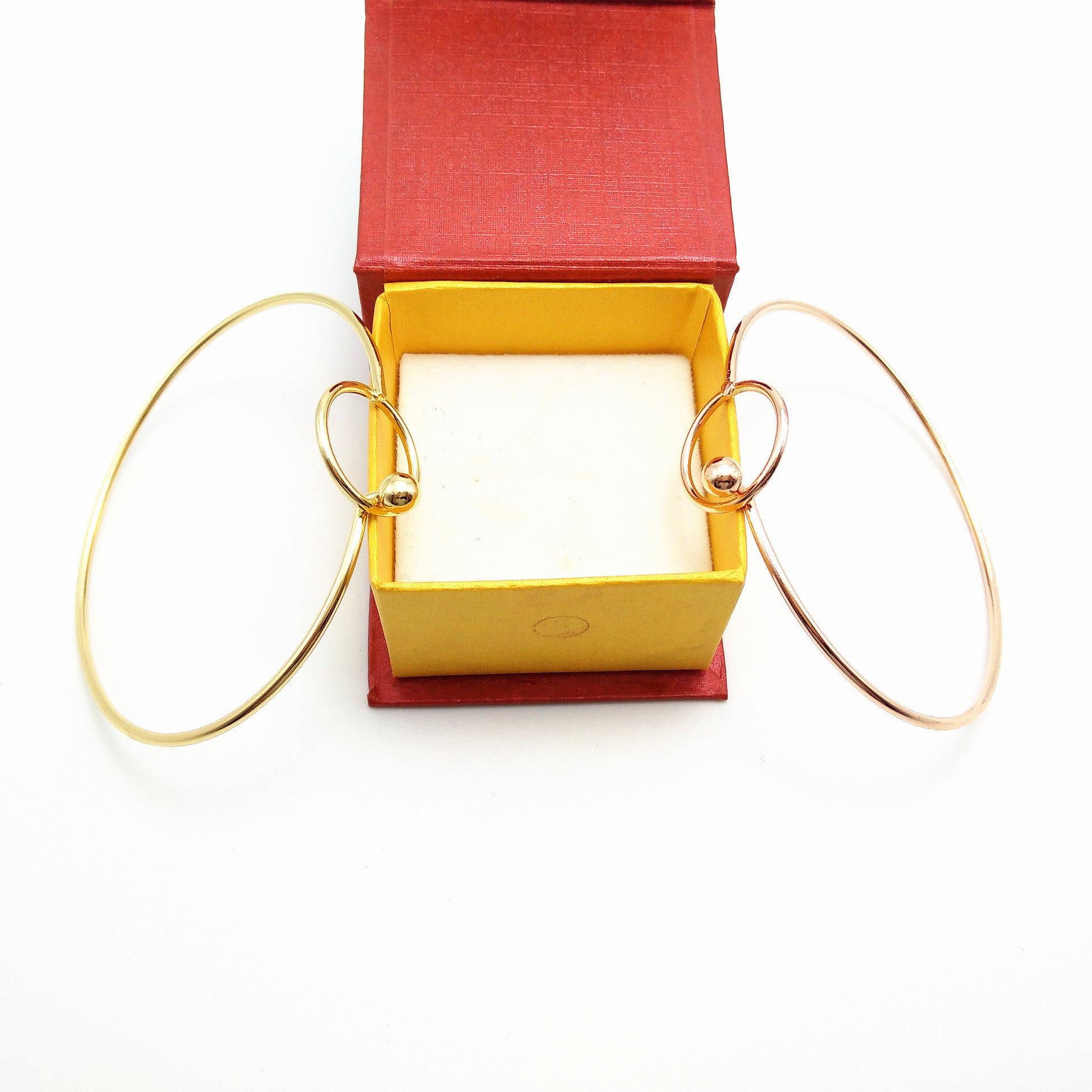 Korean-style Fashionable Snap-clasp Metal Bracelet