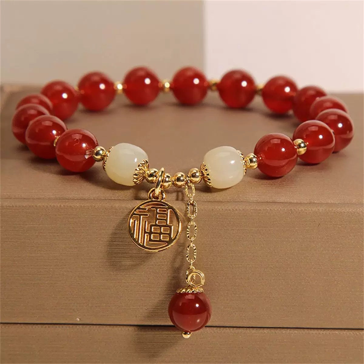 Economical Luxury Bracelet New Year Gift For Girlfriend