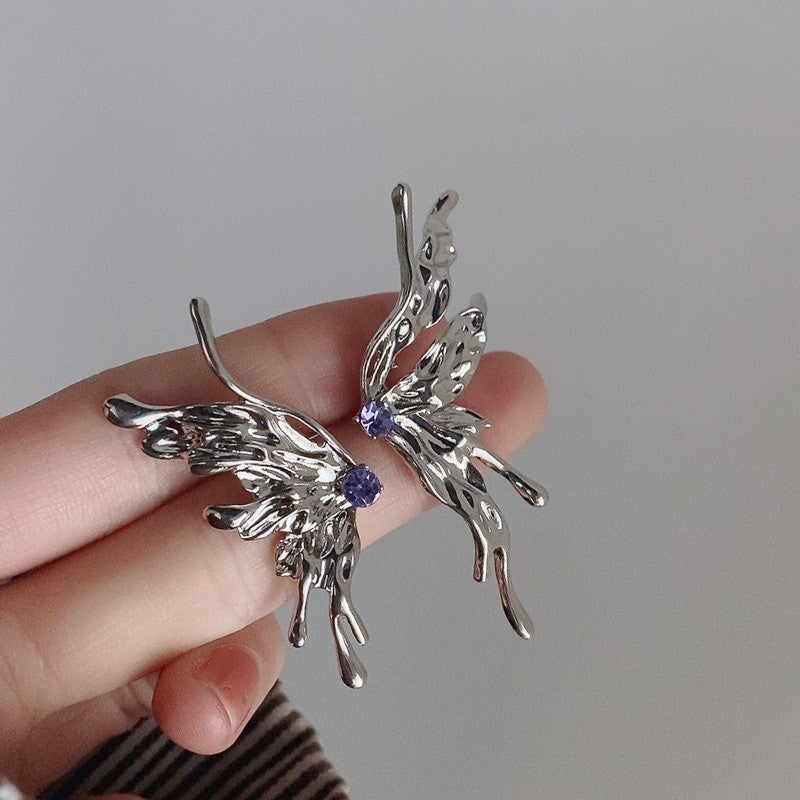 Cool Understated Liquid-style Purple Diamond-studded Zircon Butterfly Earrings